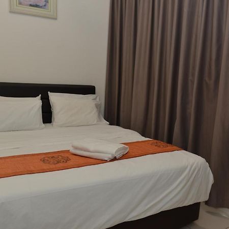 My Daily Homestay - Miri Times Square Exteriör bild