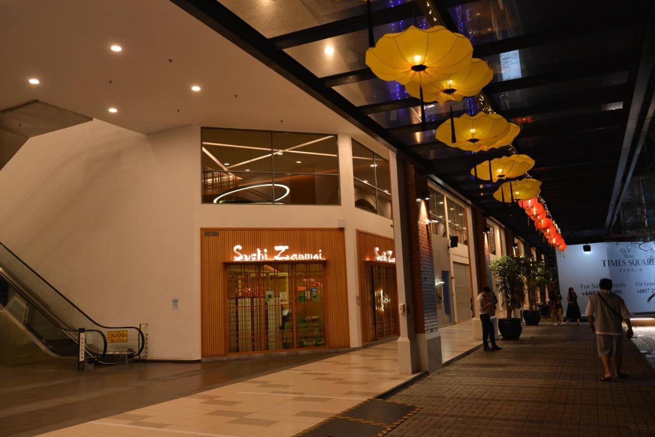 My Daily Homestay - Miri Times Square Exteriör bild